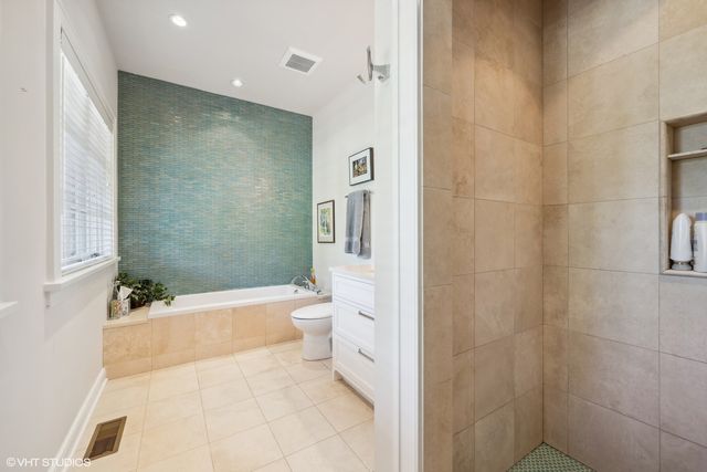180 Central Avenue, Highland Park, IL 60035