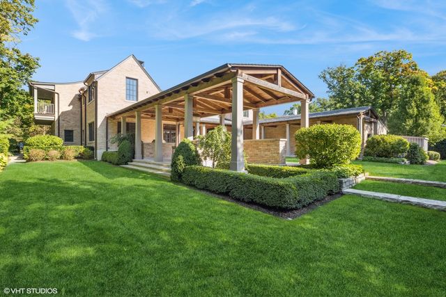 180 Central Avenue, Highland Park, IL 60035