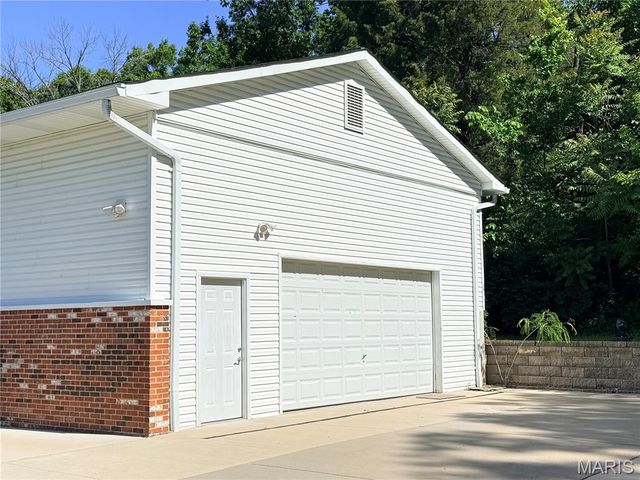 1721 Vandover Road, Fenton, MO 63026