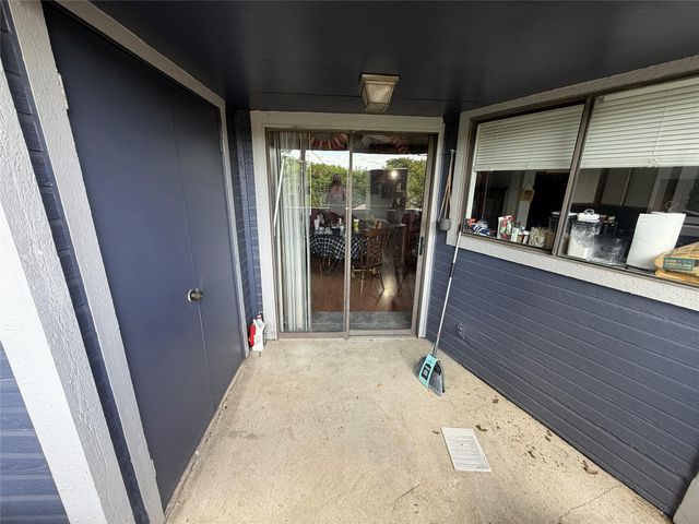 2500 Burleson RD 611, Austin, TX 78741