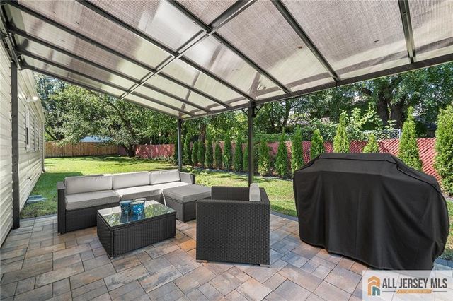 3 11 Th Avenue, Monroe, NJ 08831