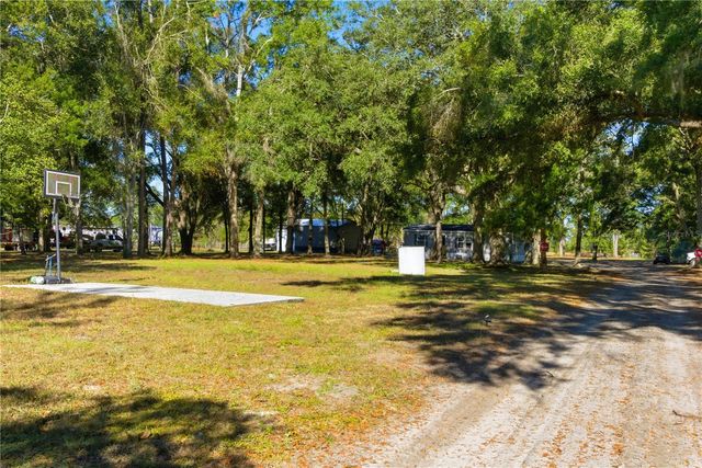 4506 NW 10TH STREET, Bell, FL 32619