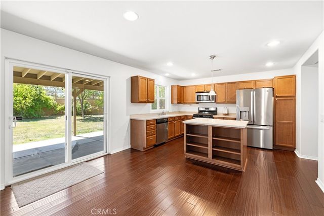43023 Artesia Court, Lancaster, CA 93535