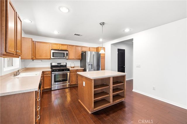 43023 Artesia Court, Lancaster, CA 93535