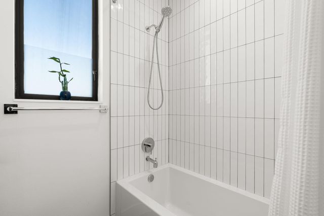 2524 Doc Reeves ST, Austin, TX 78723