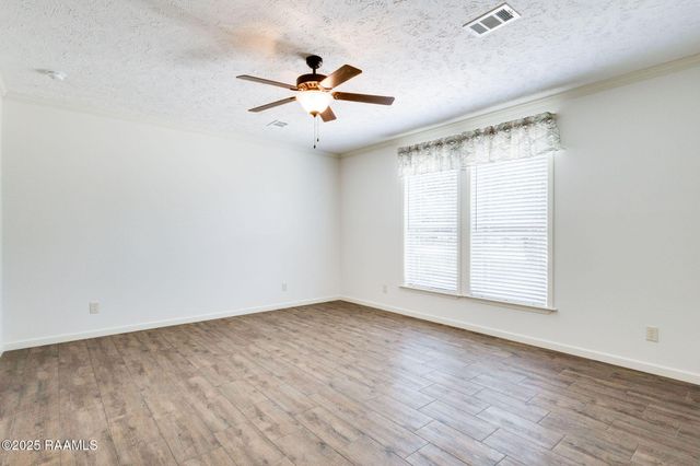 317 Facile Road, Scott, LA 70583