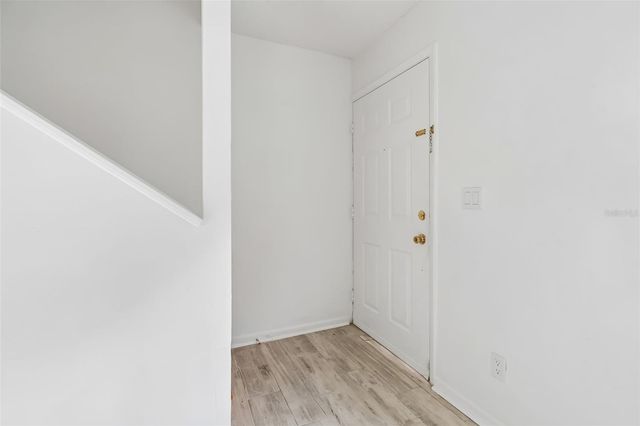 5182 SUNRIDGE PALMS DRIVE 5182, Tampa, FL 33617