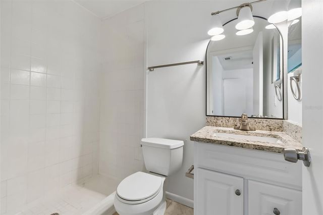 5182 SUNRIDGE PALMS DRIVE 5182, Tampa, FL 33617