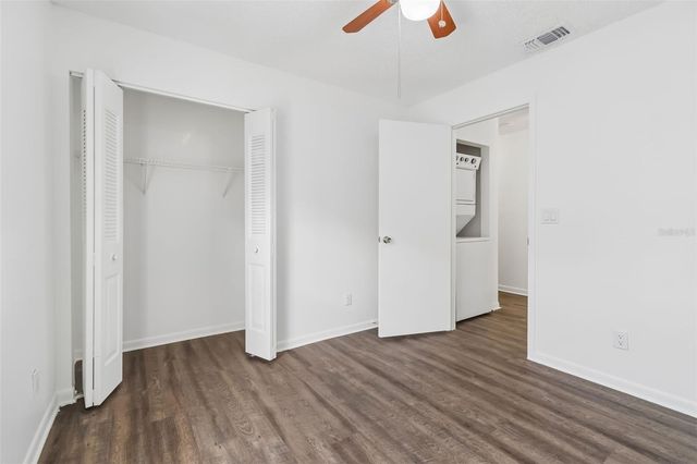 5182 SUNRIDGE PALMS DRIVE 5182, Tampa, FL 33617