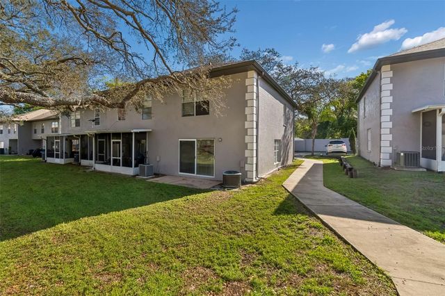 5182 SUNRIDGE PALMS DRIVE 5182, Tampa, FL 33617