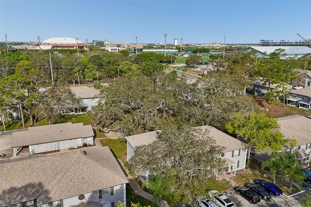 5182 SUNRIDGE PALMS DRIVE 5182, Tampa, FL 33617