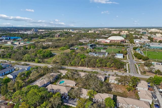 5182 SUNRIDGE PALMS DRIVE 5182, Tampa, FL 33617