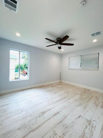 206 SE 1st Avenue 8, Delray Beach, FL 33444