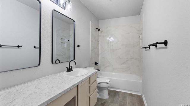 1021 BRIDGEMONT PL, Schertz, TX 78154