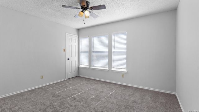 1021 BRIDGEMONT PL, Schertz, TX 78154