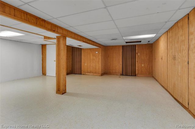 25217 Roan Avenue, Warren, MI 48089