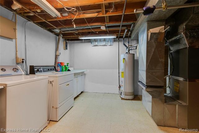 25217 Roan Avenue, Warren, MI 48089