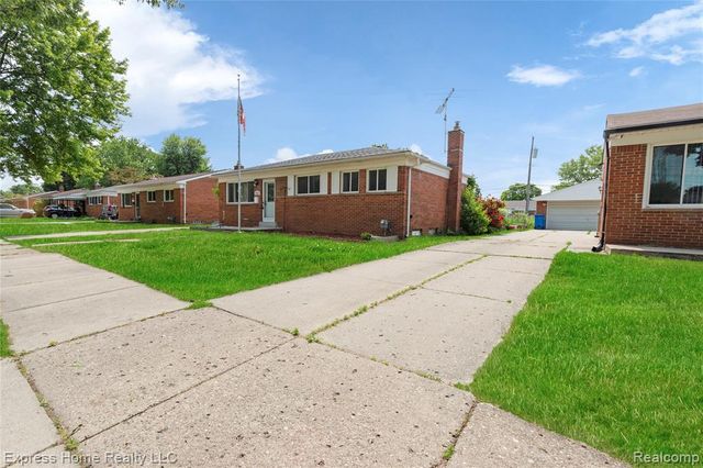 25217 Roan Avenue, Warren, MI 48089