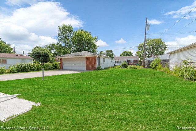 25217 Roan Avenue, Warren, MI 48089