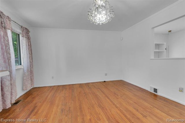 25217 Roan Avenue, Warren, MI 48089