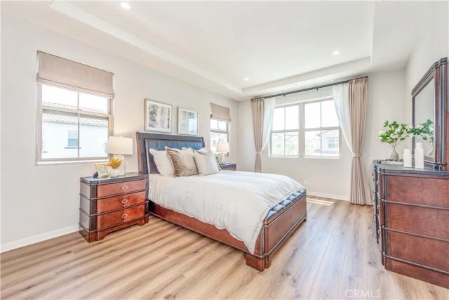 152 Sunnyside, Irvine, CA 92618