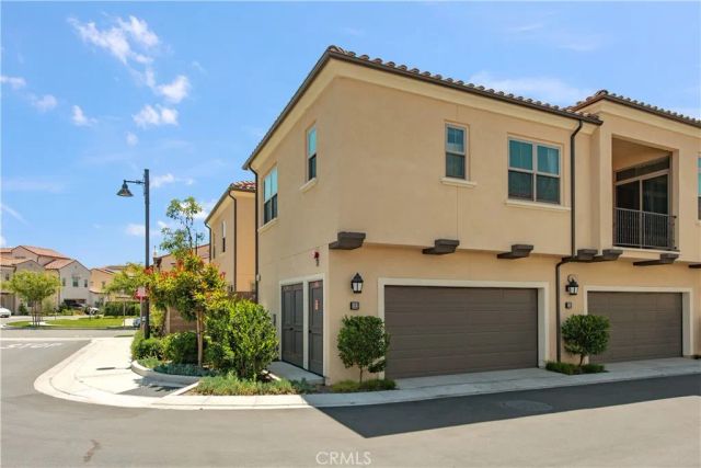 152 Sunnyside, Irvine, CA 92618
