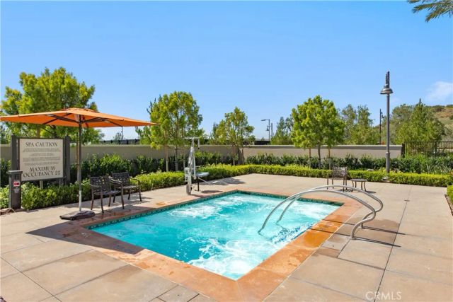 152 Sunnyside, Irvine, CA 92618