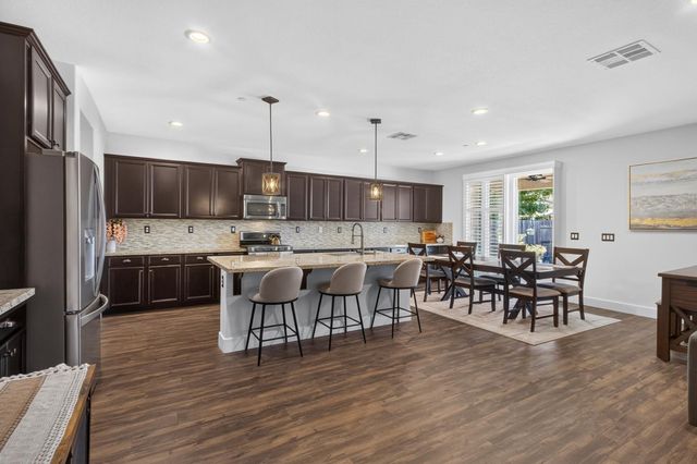 1237 Portello Way, Lincoln, CA 95648