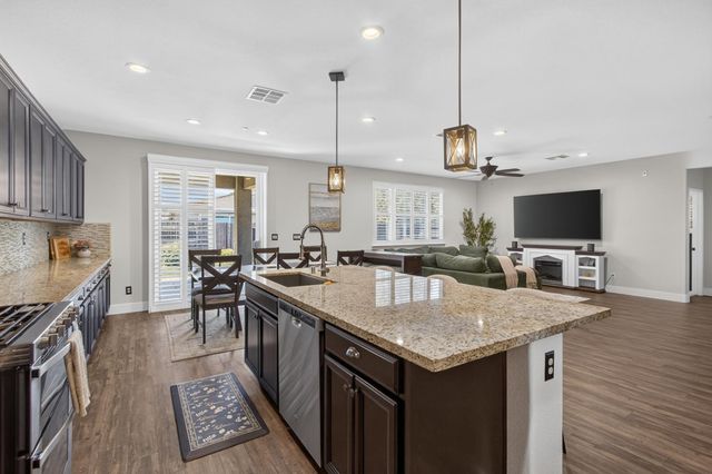 1237 Portello Way, Lincoln, CA 95648
