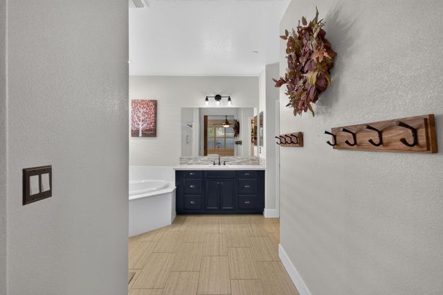 1237 Portello Way, Lincoln, CA 95648