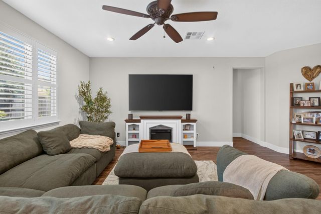 1237 Portello Way, Lincoln, CA 95648