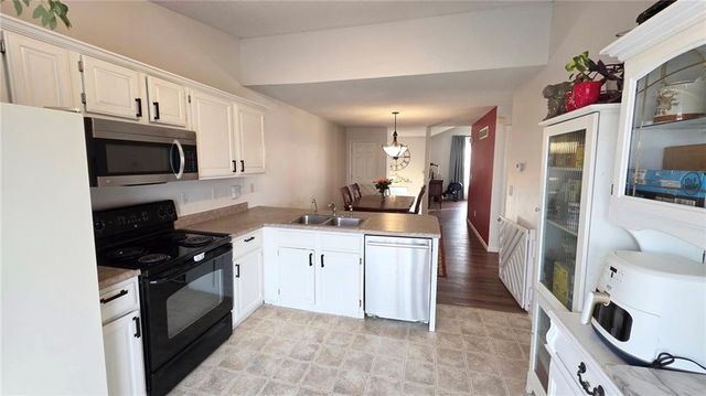 1400 S 5th Street E, Louisburg, KS 66053