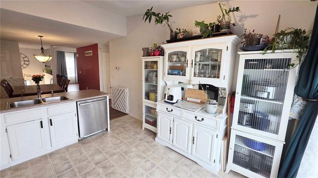 1400 S 5th Street E, Louisburg, KS 66053