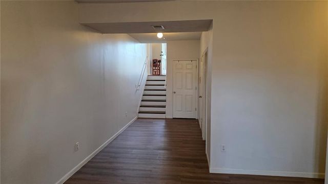 1400 S 5th Street E, Louisburg, KS 66053