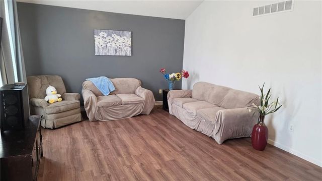 1400 S 5th Street E, Louisburg, KS 66053