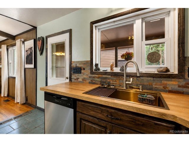 300 Ute Trl, Woodland Park, CO 80863