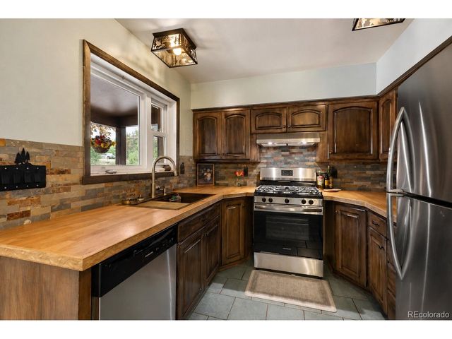 300 Ute Trl, Woodland Park, CO 80863