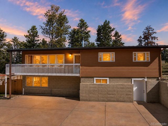 300 Ute Trl, Woodland Park, CO 80863