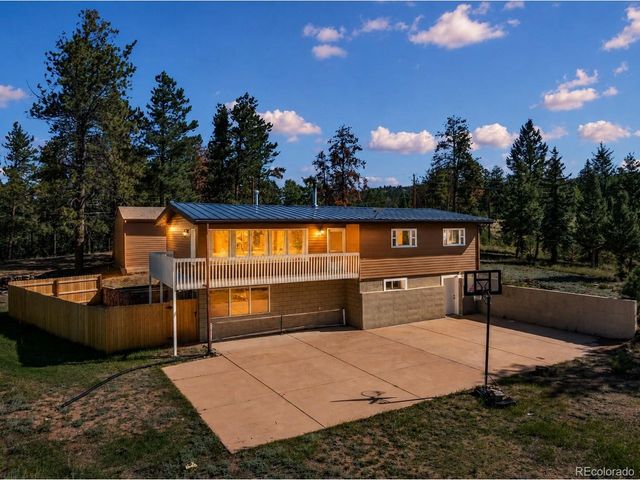 300 Ute Trl, Woodland Park, CO 80863