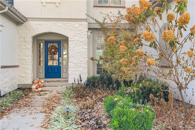 2813 W 91st Street, Leawood, KS 66206