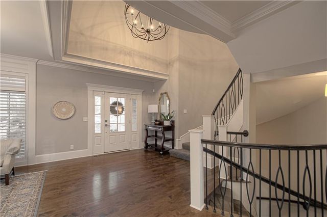 2813 W 91st Street, Leawood, KS 66206