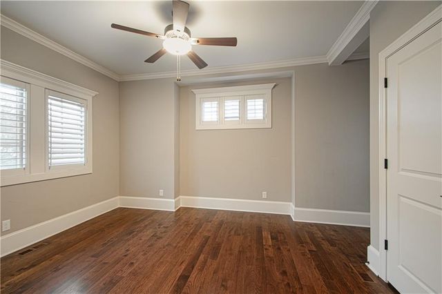 2813 W 91st Street, Leawood, KS 66206