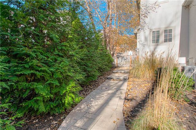 2813 W 91st Street, Leawood, KS 66206