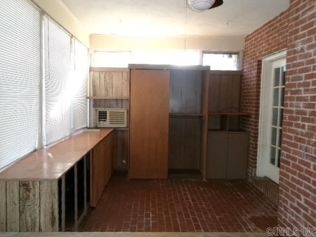 402 W Martin Place, Pine Bluff, AR 71601