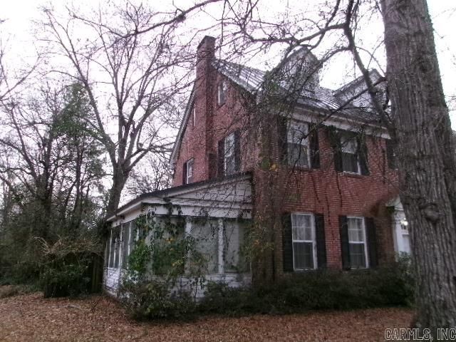 402 W Martin Place, Pine Bluff, AR 71601