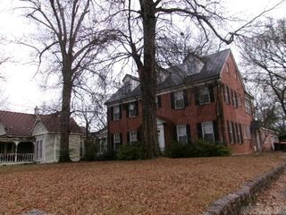 402 W Martin Place, Pine Bluff, AR 71601