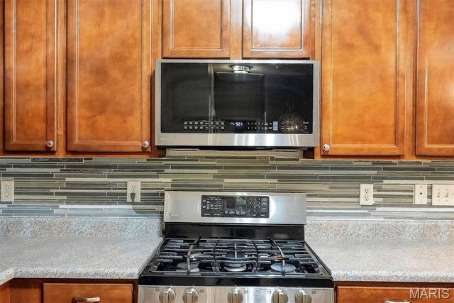 1708 Moss Rock Drive, St Charles, MO 63303