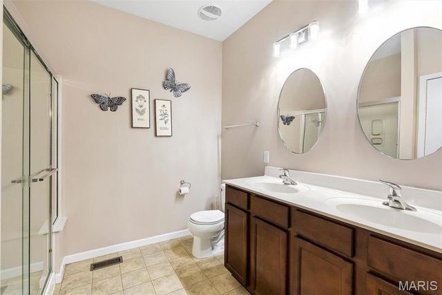 1708 Moss Rock Drive, St Charles, MO 63303