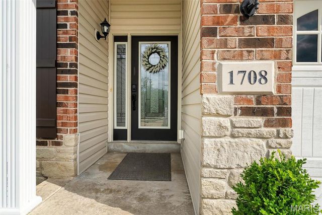1708 Moss Rock Drive, St Charles, MO 63303