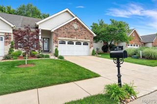 1708 Moss Rock Drive, St Charles, MO 63303
